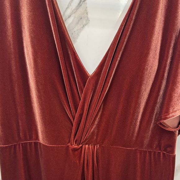 Revelry Plus Size Deep Burgundy Formal Velvet Dress | Plus Size - Picture 3 of 9